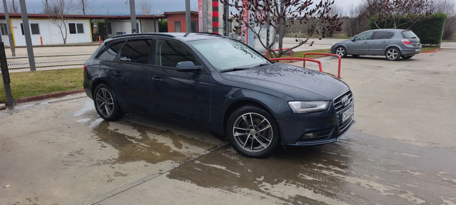 Audi A4 Avant  - изображение 2