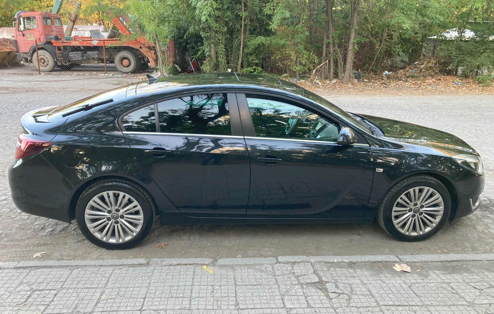 Opel Insignia Biturbo - изображение 2