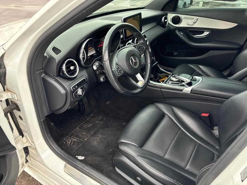 Mercedes-Benz C 300 2017 * CARFAX * БЕЗ ПЪРВОНАЧАЛНА ВНОСКА - изображение 7