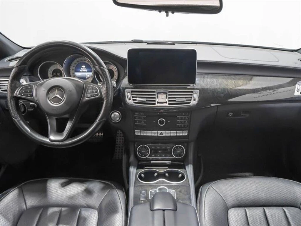 Mercedes-Benz CLS 400 ОБДУХВАНЕ * * CARFAX * * АВТО КРЕДИТ * *  - изображение 8