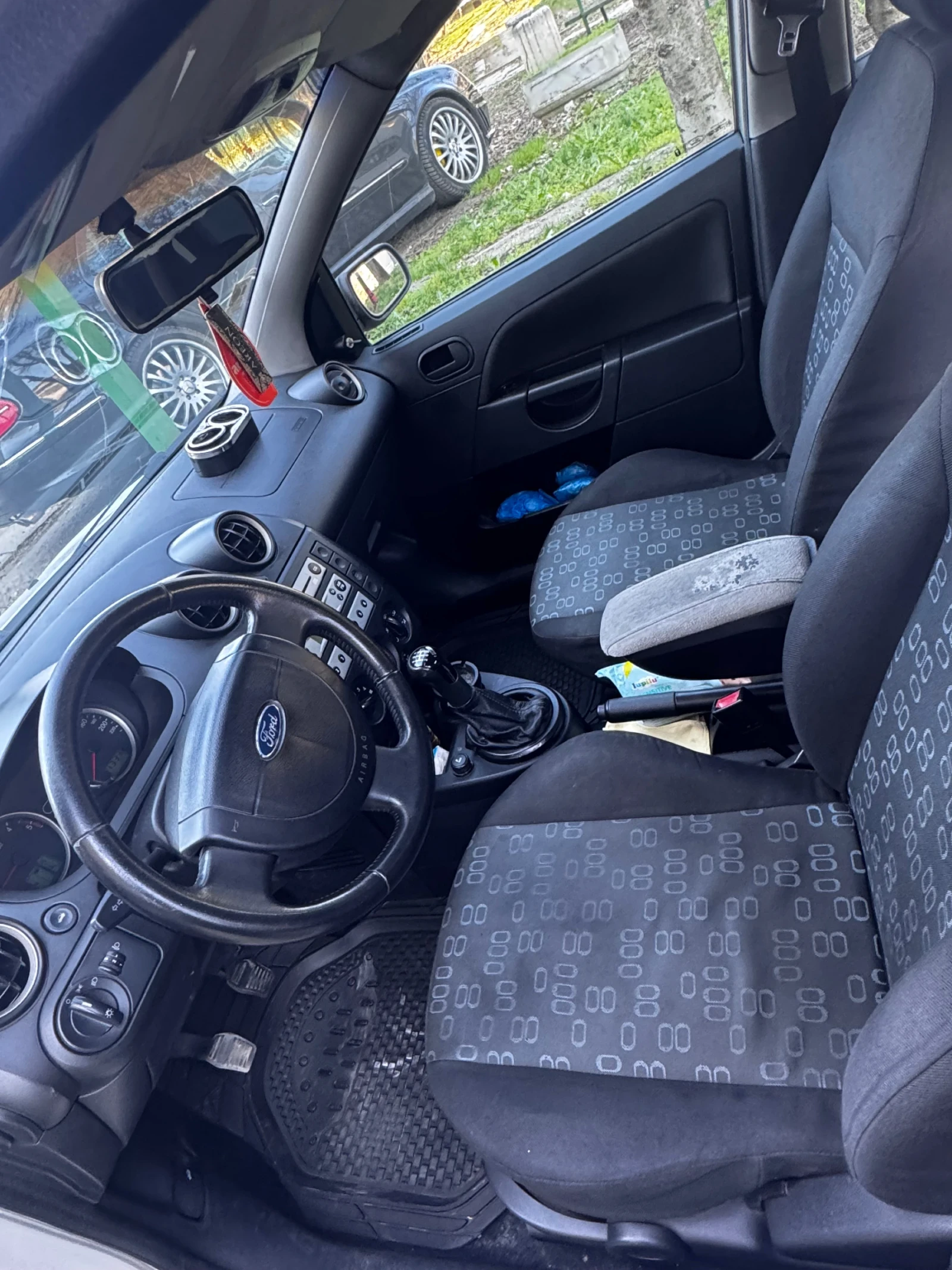 Ford Fiesta 1.4 TDCI, снимка 8 - Автомобили и джипове - 54022064