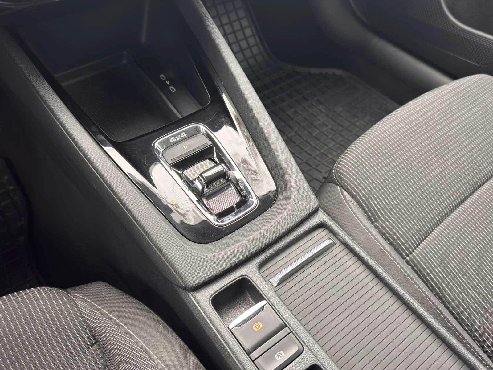 Skoda Octavia, снимка 12 - Автомобили и джипове - 54022838