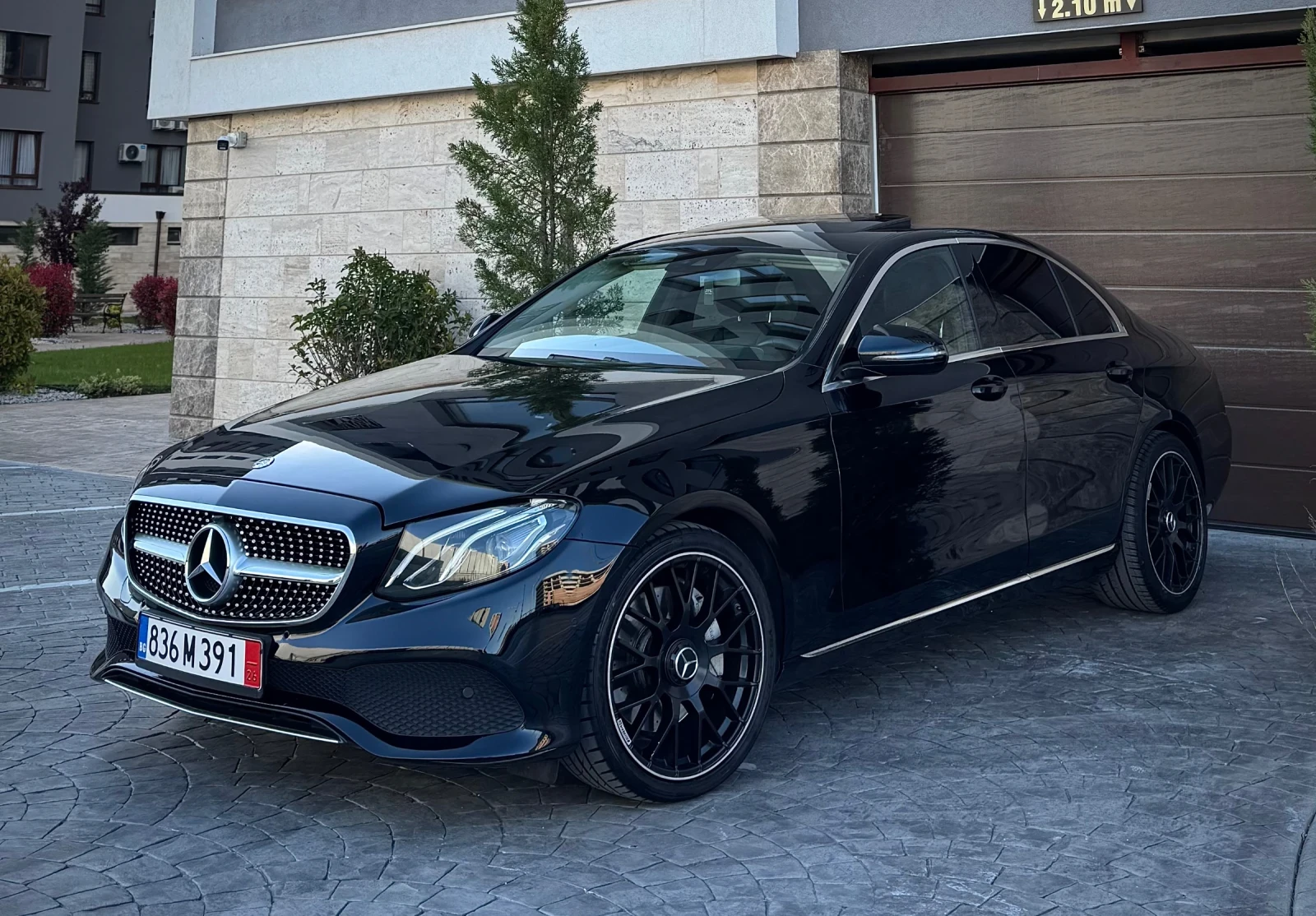 Mercedes-Benz E 220 9-G 194�.�. Widescreen Multibeam DynamicSelect  | Mobile.bg � ����������� 1