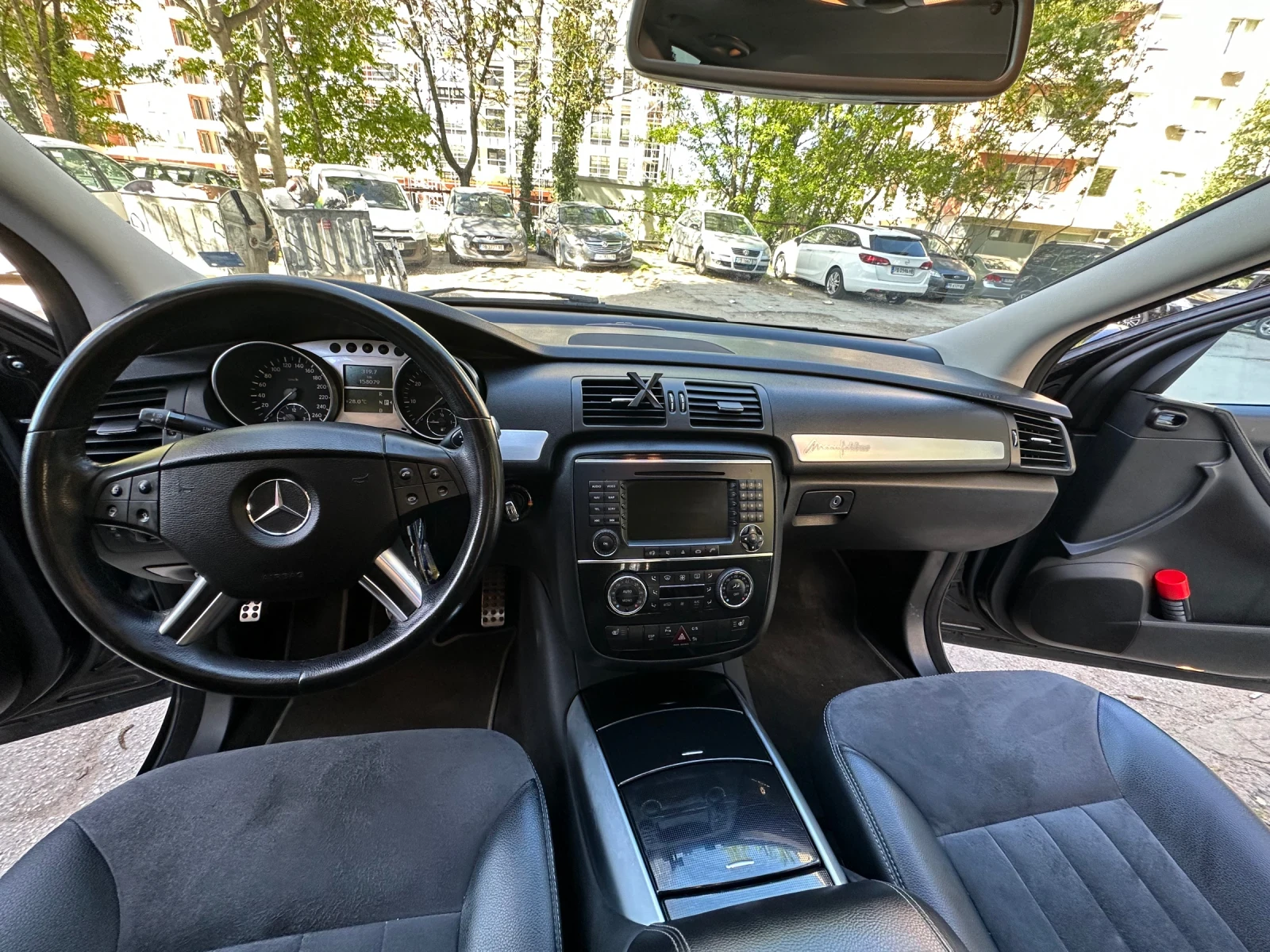 Mercedes-Benz R 350  R350 V6 3.5 4MATIC, снимка 10 - Автомобили и джипове - 54329735