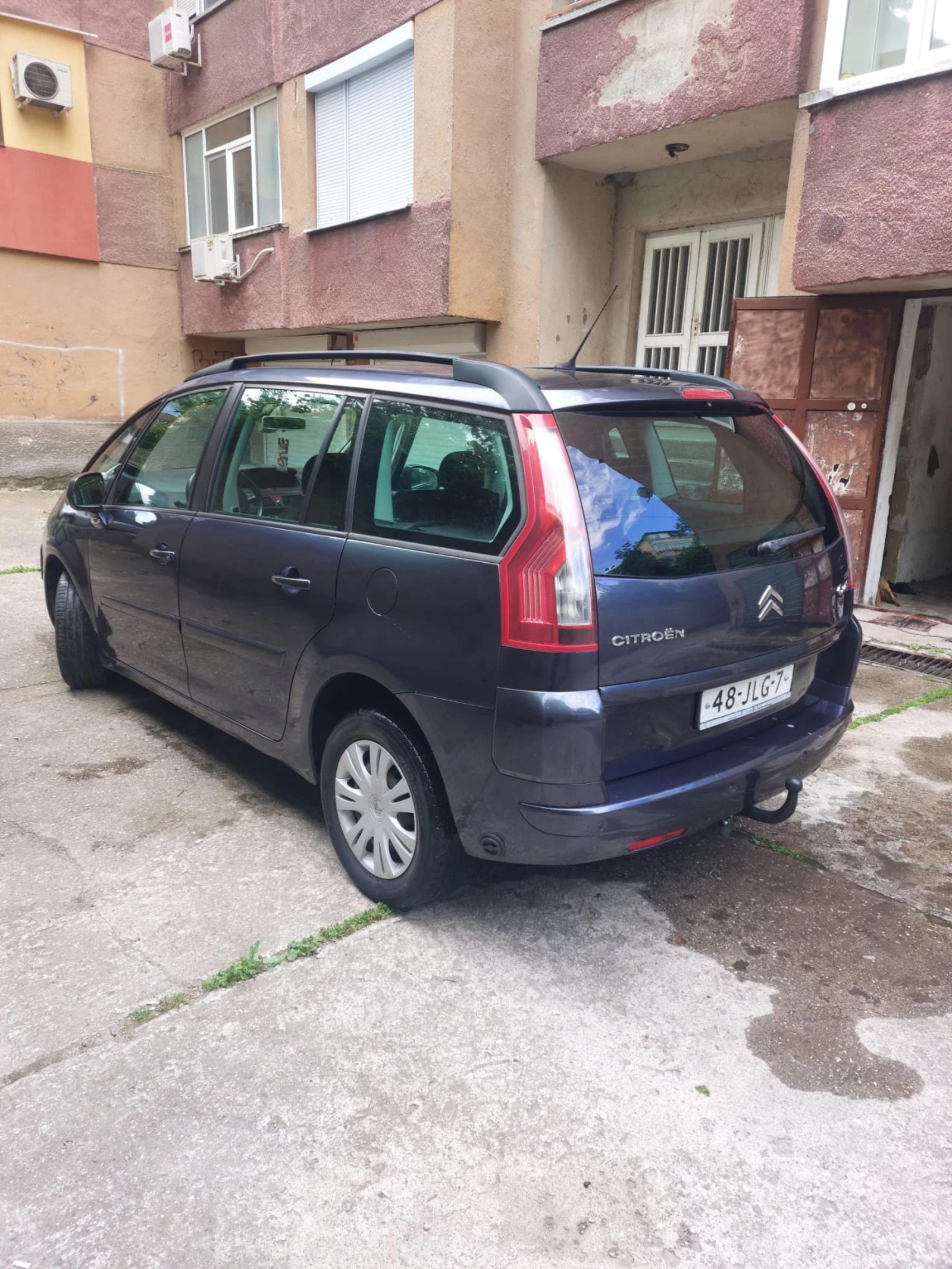 Citroen C4 Picasso Grand Picaso 1.8 Gaz, снимка 9 - Автомобили и джипове - 54543146