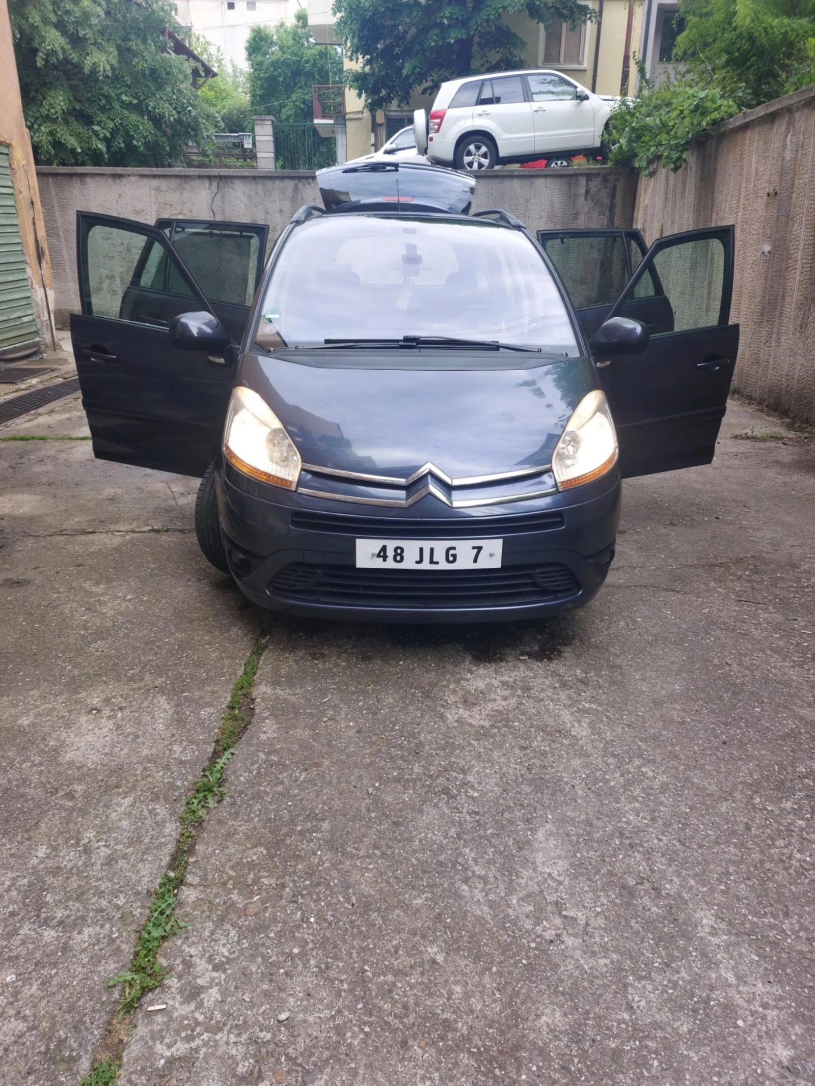 Citroen C4 Picasso Grand Picaso 1.8 Gaz, снимка 4 - Автомобили и джипове - 54543146