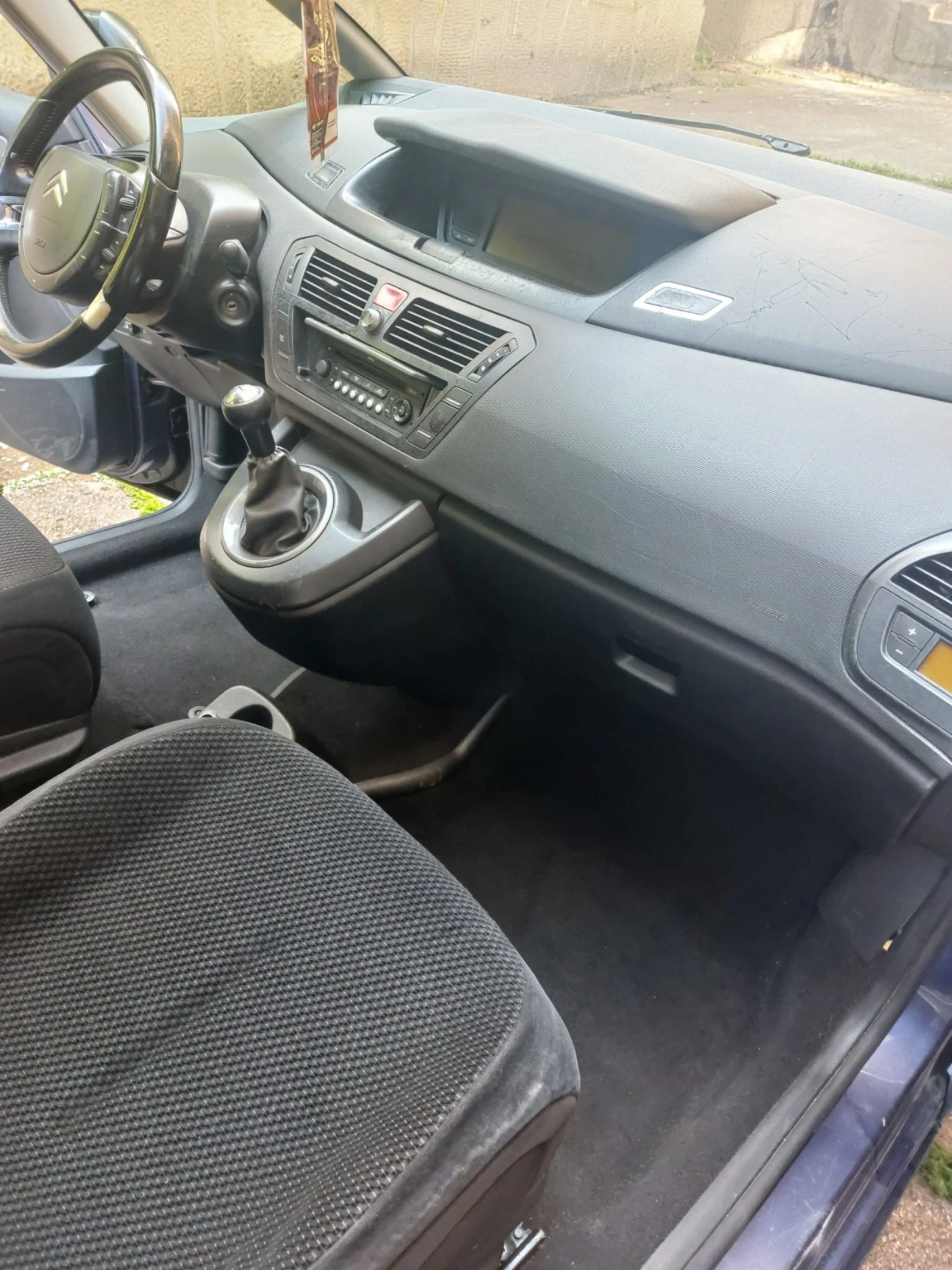 Citroen C4 Picasso Grand Picaso 1.8 Gaz, снимка 15 - Автомобили и джипове - 54543146