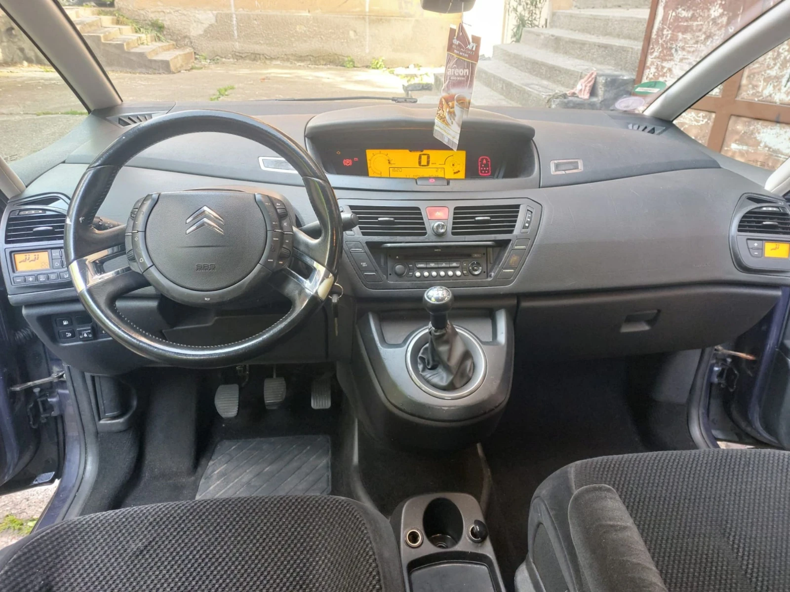 Citroen C4 Picasso Grand Picaso 1.8 Gaz, снимка 7 - Автомобили и джипове - 54543146