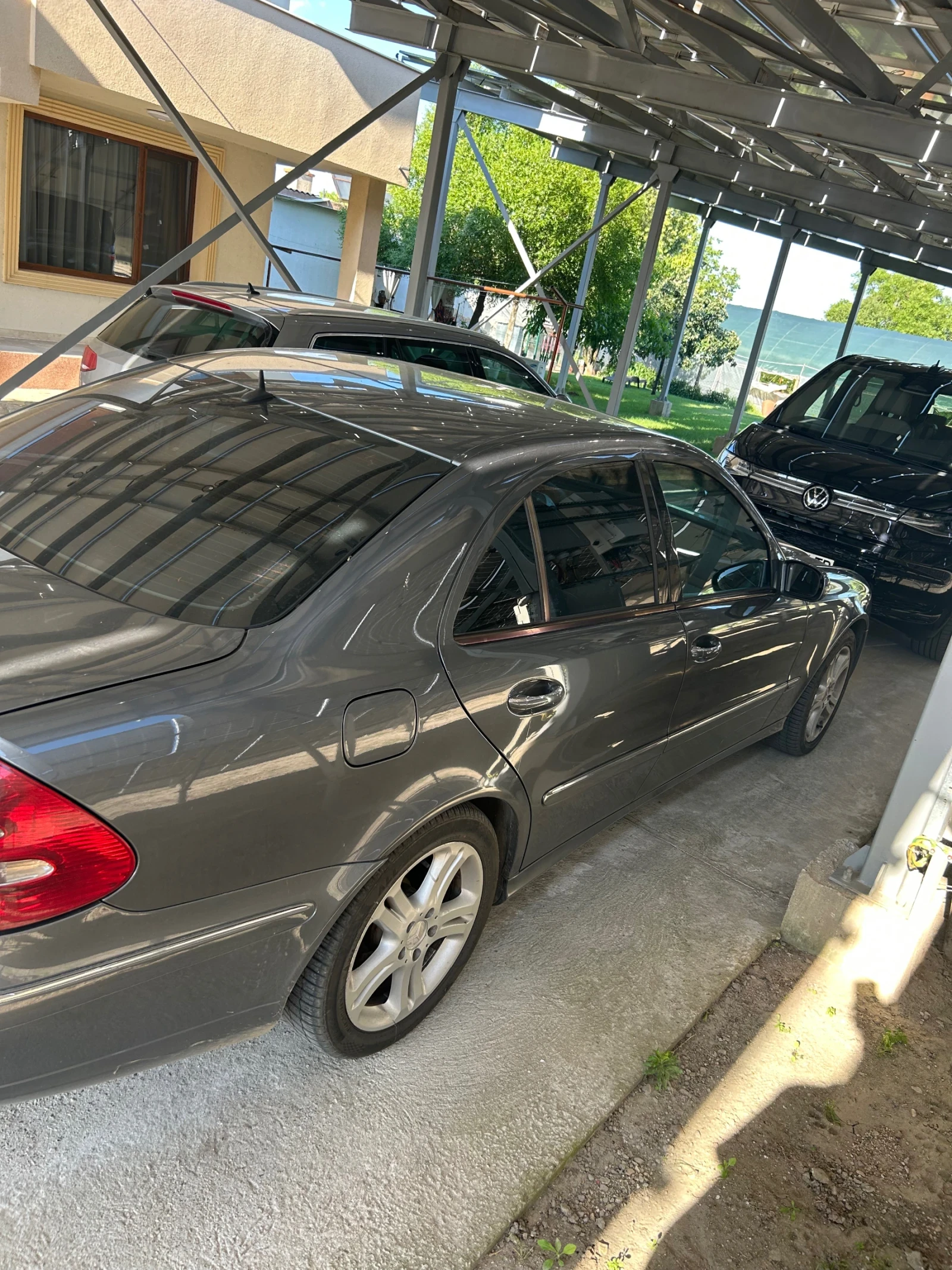 Mercedes-Benz E 280, снимка 4 - Автомобили и джипове - 55014151