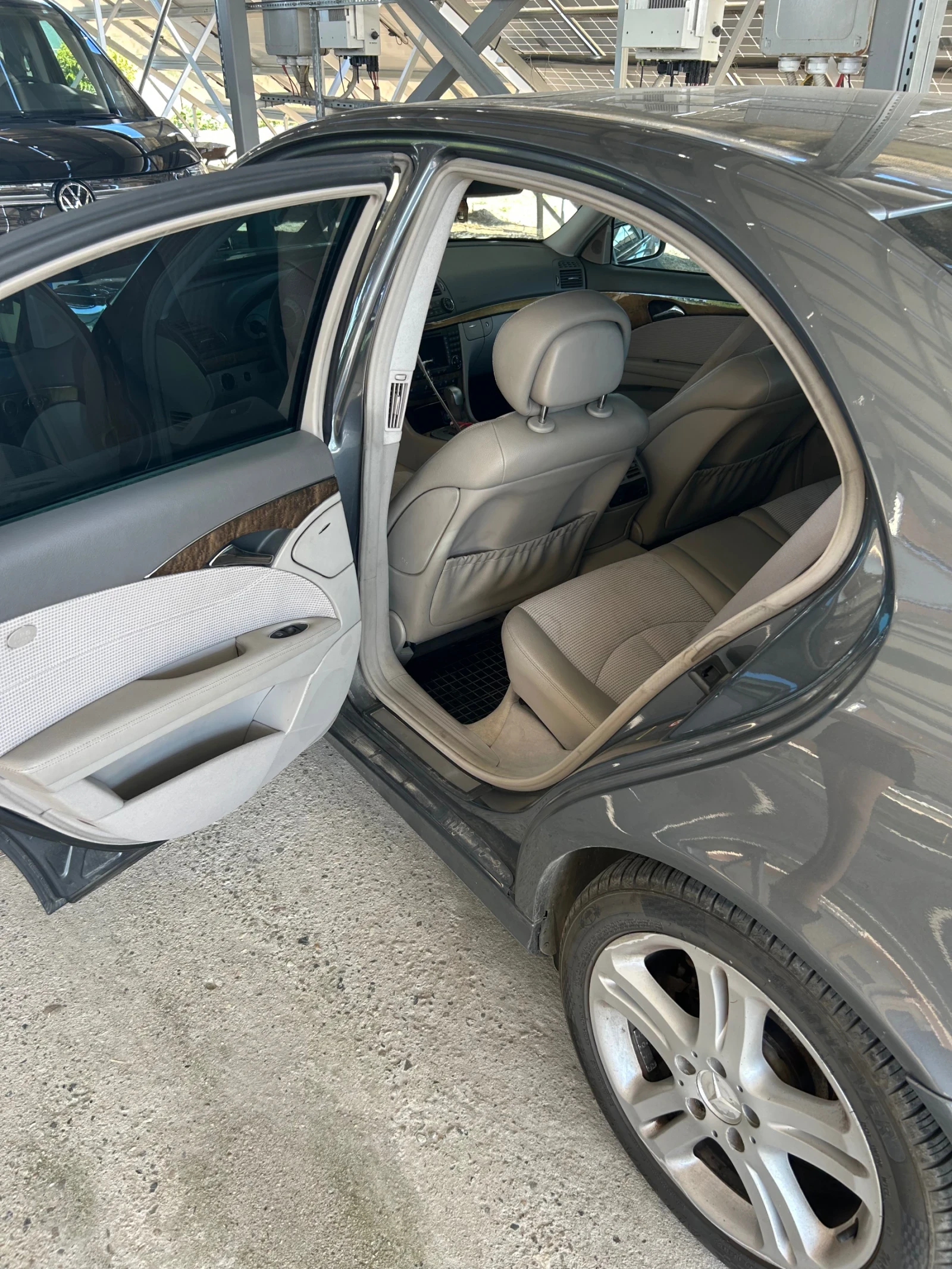 Mercedes-Benz E 280, снимка 6 - Автомобили и джипове - 55014151