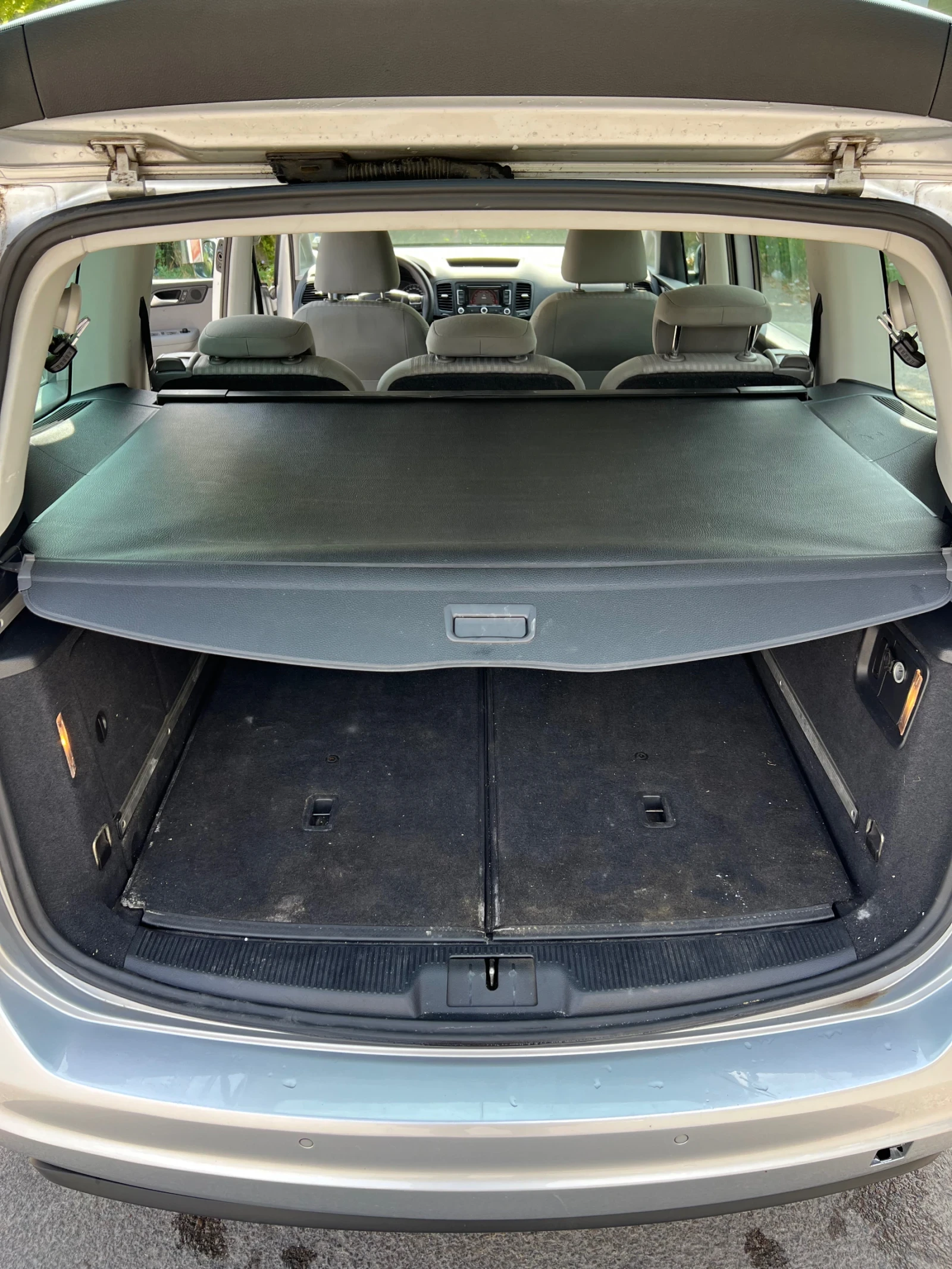 Seat Alhambra, снимка 9 - Автомобили и джипове - 55380500
