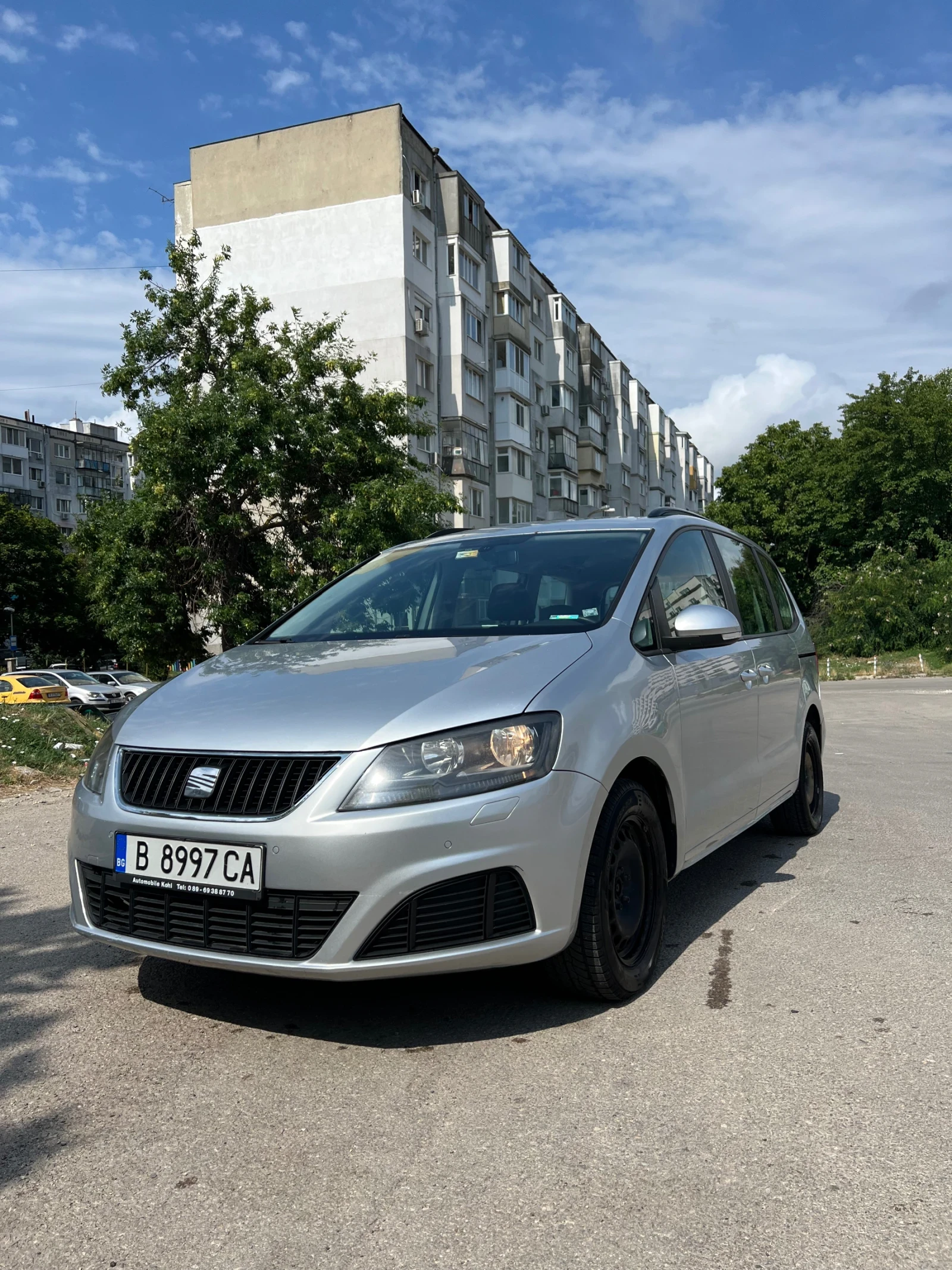 Seat Alhambra, снимка 2 - Автомобили и джипове - 55380500