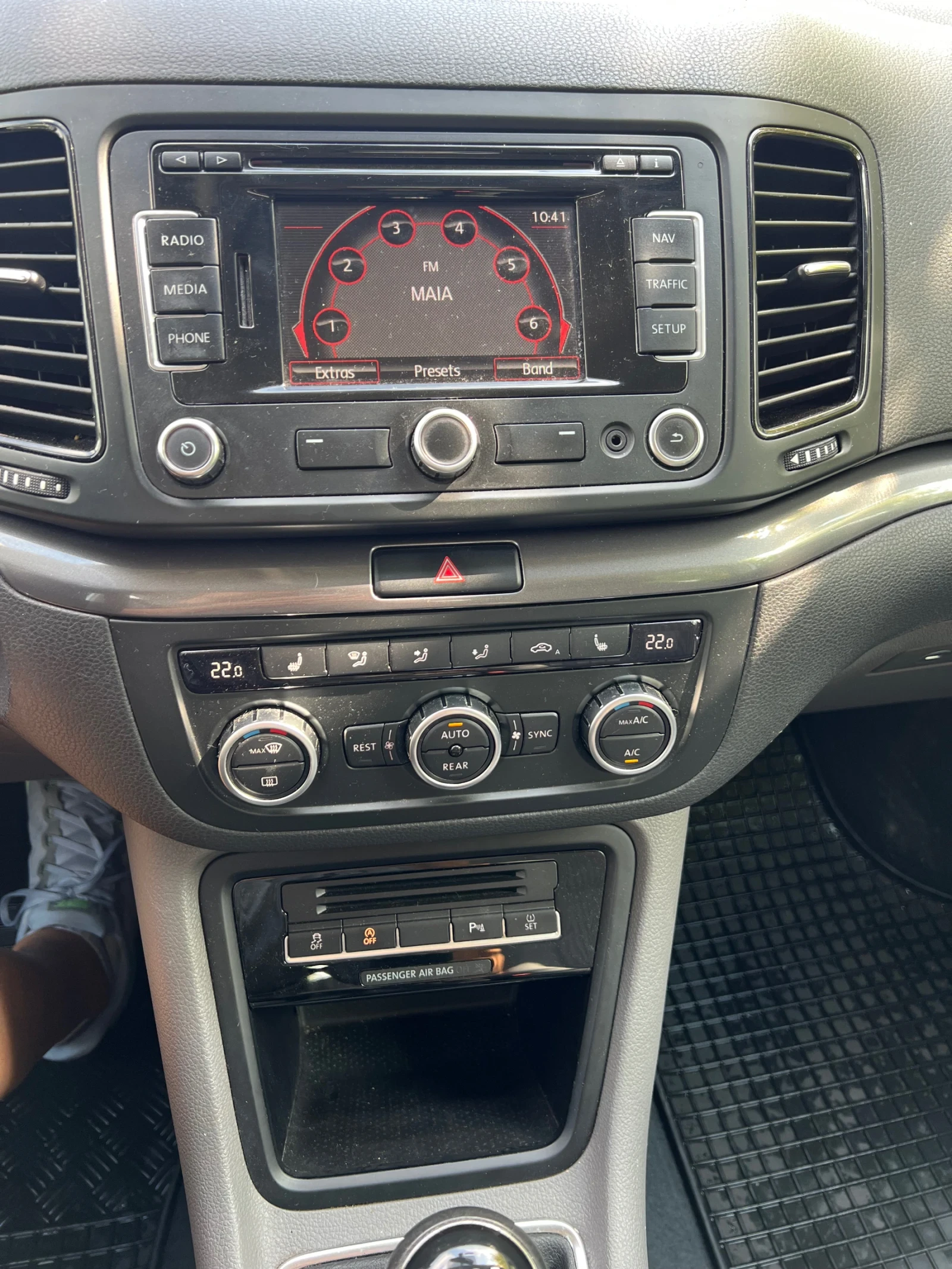 Seat Alhambra, снимка 13 - Автомобили и джипове - 55380500