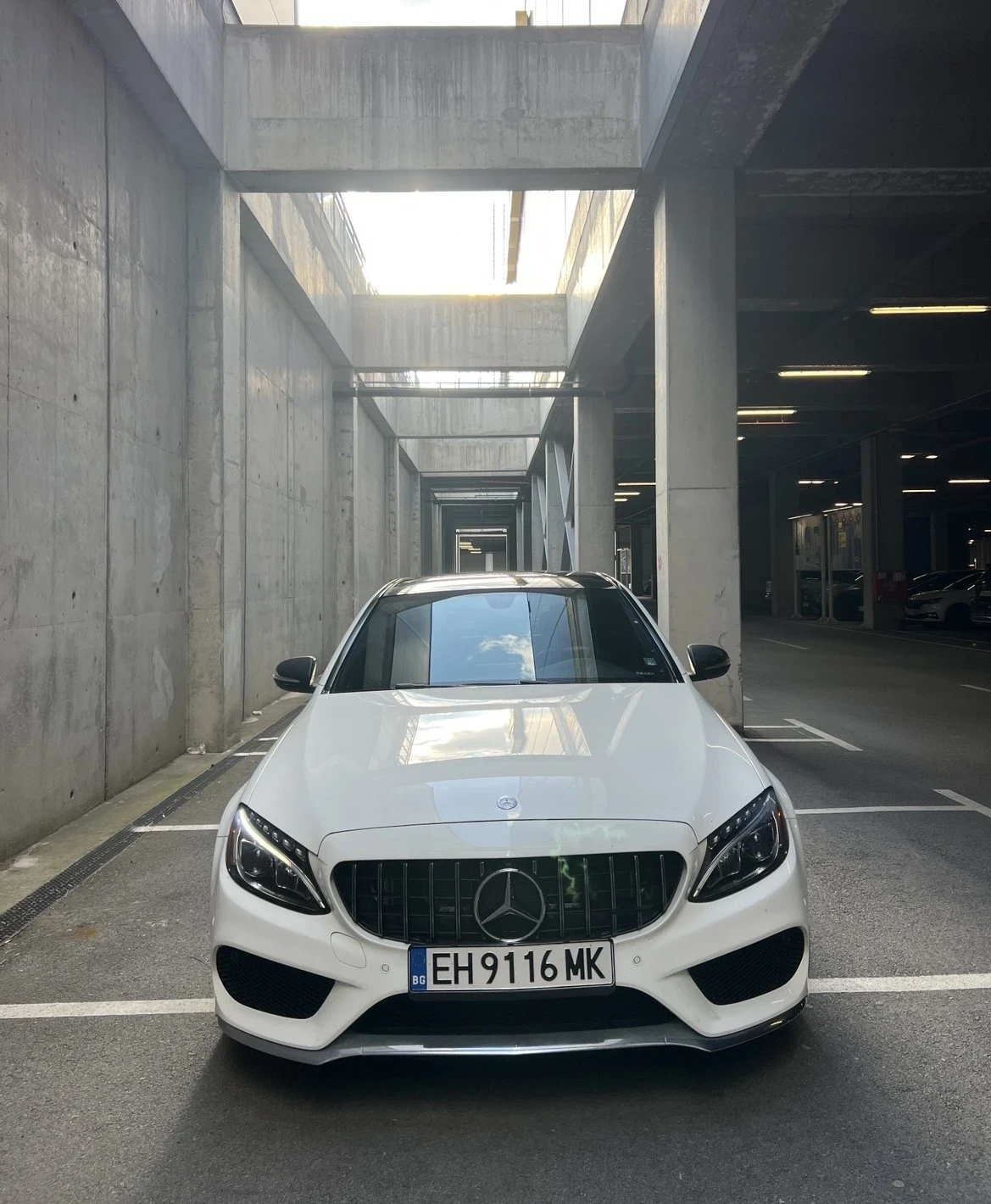 Mercedes-Benz C 400 4matic * Burmaster * PANO * AMG Line , снимка 4 - Автомобили и джипове - 55465969
