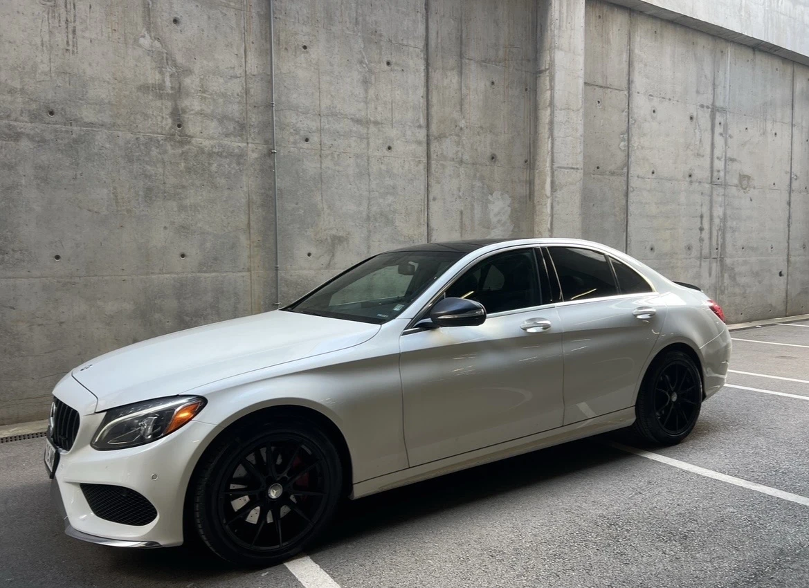 Mercedes-Benz C 400 4matic * Burmaster * PANO * AMG Line , снимка 3 - Автомобили и джипове - 55465969