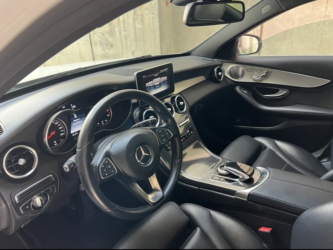 Mercedes-Benz C 400 4matic * Burmaster * PANO * AMG Line , снимка 11 - Автомобили и джипове - 55465969