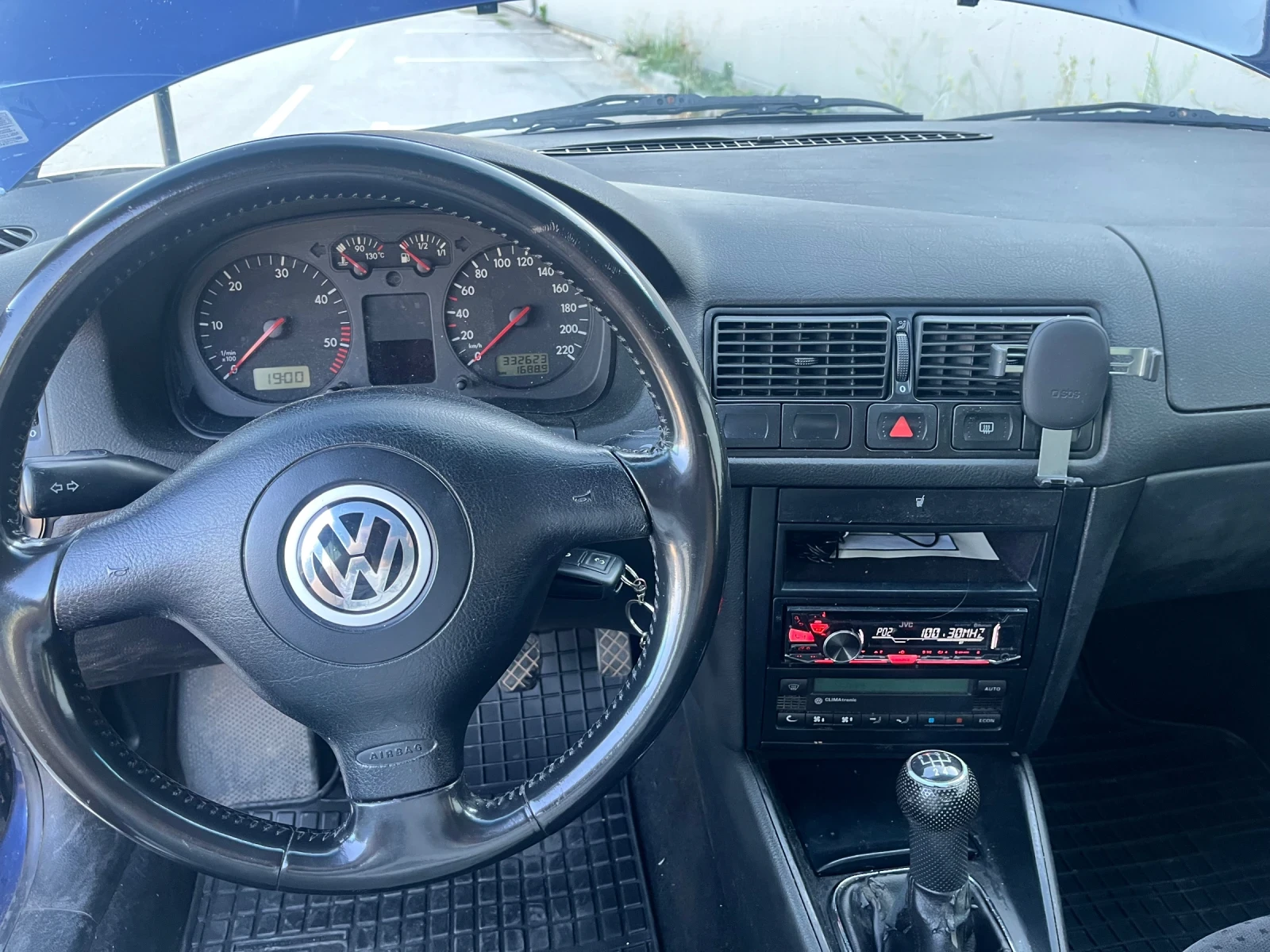 VW Golf TDI 90, снимка 9 - Автомобили и джипове - 55697817