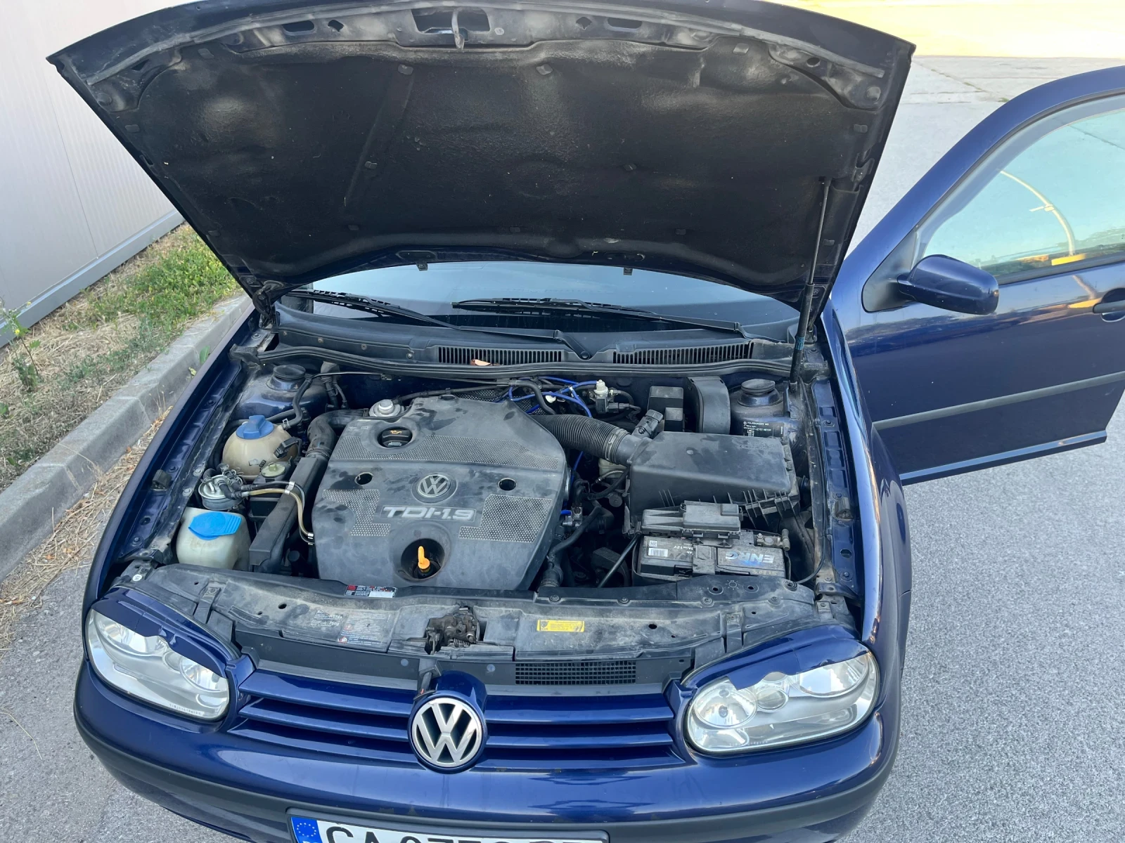 VW Golf TDI 90, снимка 8 - Автомобили и джипове - 55697817