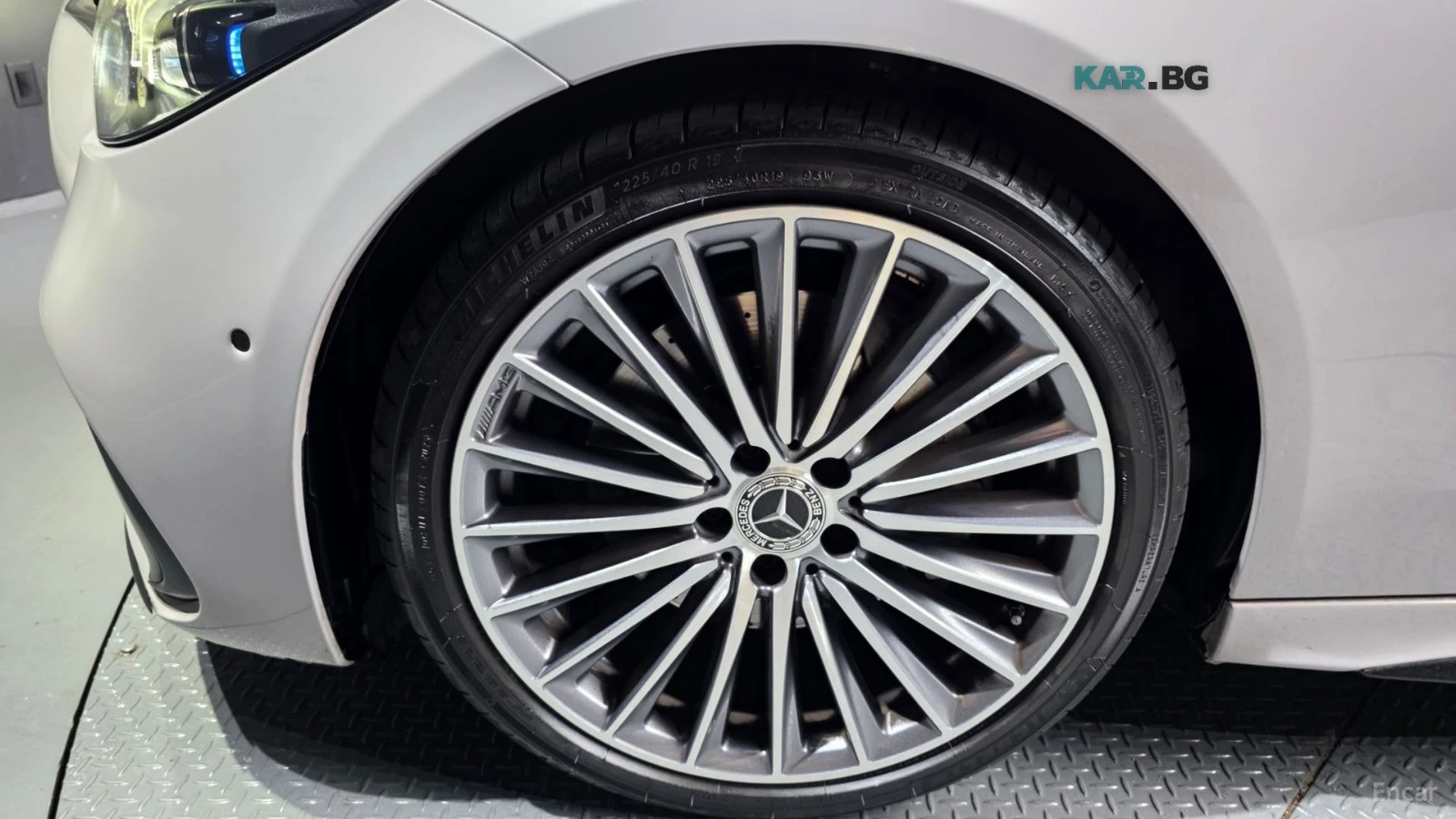 Mercedes-Benz C 300 4MATIC* AMG-LINE* ПАНОРАМА* 360* КАМЕРА* ДИСТРОНИК, снимка 16 - Автомобили и джипове - 55748447