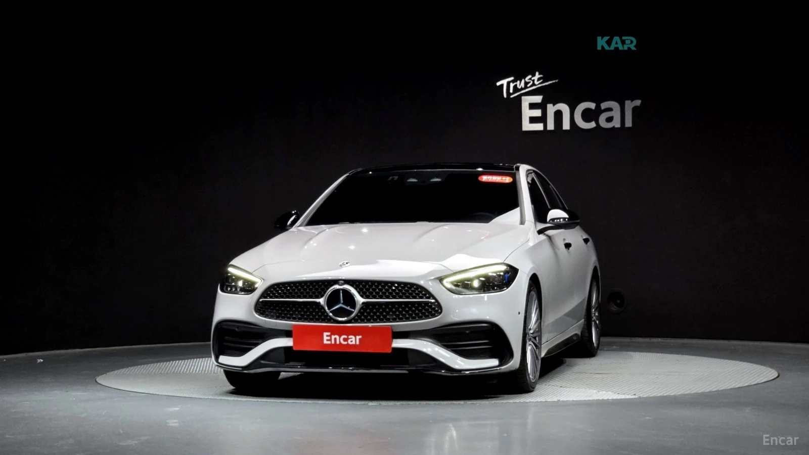Mercedes-Benz C 300 4MATIC* AMG-LINE* ПАНОРАМА* 360* КАМЕРА* ДИСТРОНИК, снимка 2 - Автомобили и джипове - 55748447