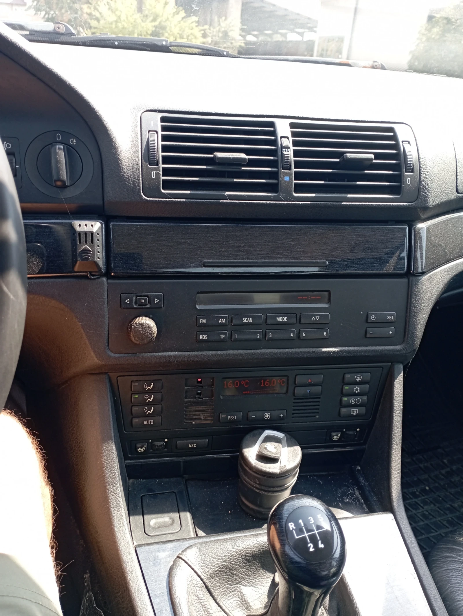 BMW 520, снимка 10 - Автомобили и джипове - 56037797