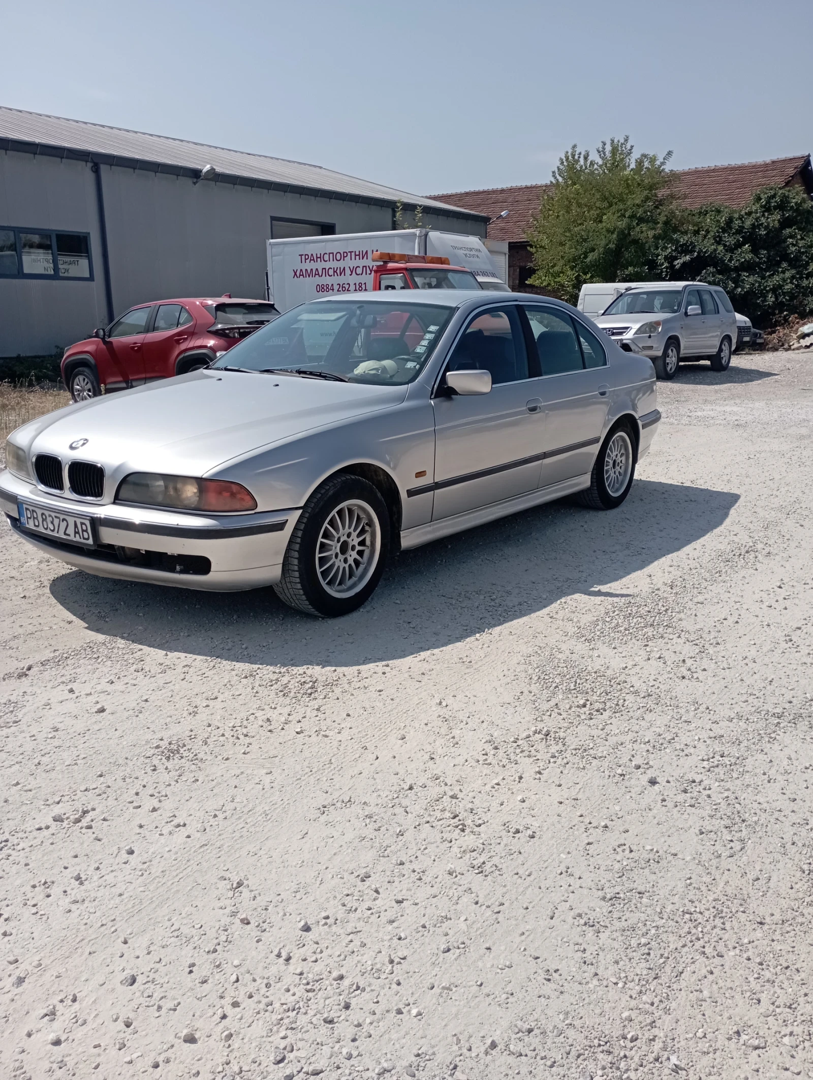 BMW 520, снимка 7 - Автомобили и джипове - 56037797