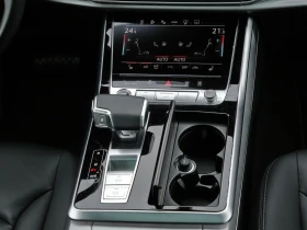 Audi Q7 50TDI* S-LINE* HUD* 360 CAM* PANO* DISTR* KEYLESS*, снимка 12