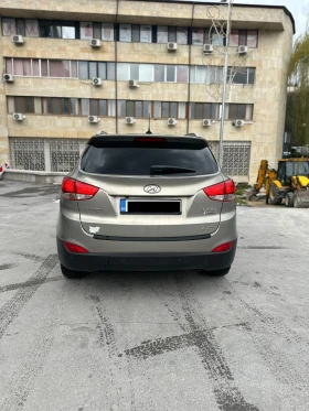Hyundai IX35 2.0 CRDI 4x4 ТОП!, снимка 5