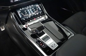 Audi SQ7 TFSI/COMPETITION PLUS/CARBON/MATRIX/B&O/PANO/22/, снимка 13 - Автомобили и джипове - 43287509