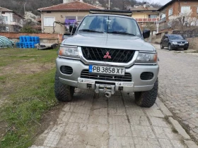  Mitsubishi Pajero sp...