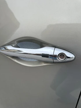 Hyundai IX35 2.0 CRDI 4x4 ТОП! - 8599 € / 16818.18 лв. - 83648909 10