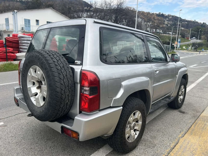 Nissan Patrol 3.0/АВТОМАТ/ФЕЙСЛИФТ , снимка 3 - Автомобили и джипове - 49033141