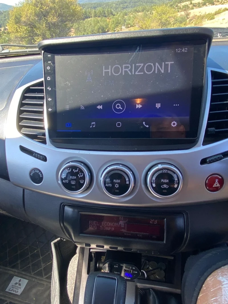 Mitsubishi L200, снимка 9 - Автомобили и джипове - 52125449