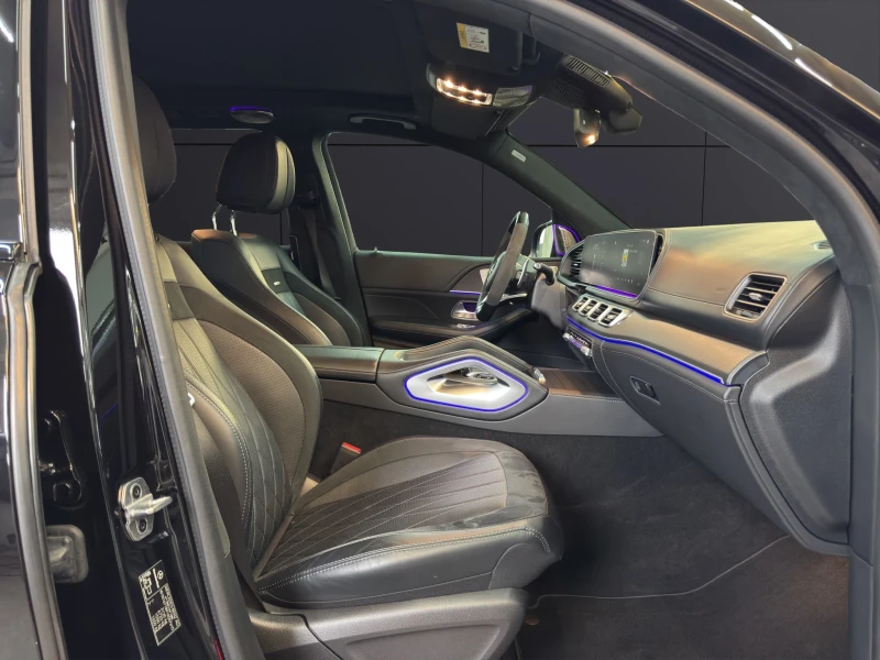 Mercedes-Benz GLE 63 S AMG BURMESTER 3D* 22* PANO* DISTR* 360* EXCLUSIVE* , снимка 15 - Автомобили и джипове - 52102119