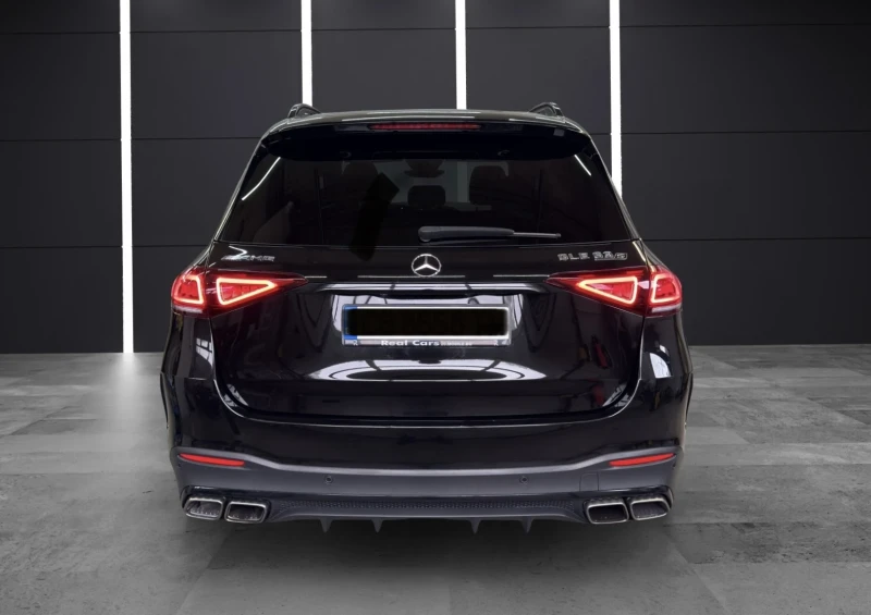 Mercedes-Benz GLE 63 S AMG BURMESTER 3D* 22* PANO* DISTR* 360* EXCLUSIVE* , снимка 5 - Автомобили и джипове - 52102119