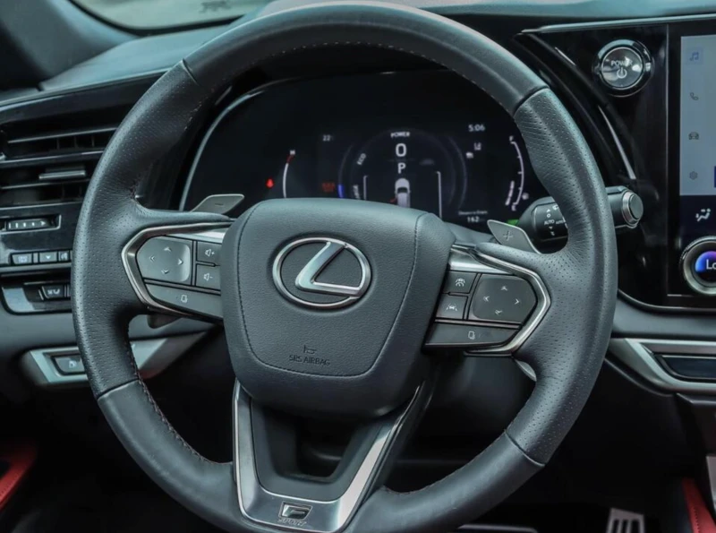 Lexus RX 500h SPORT 2, снимка 8 - Автомобили и джипове - 52749638