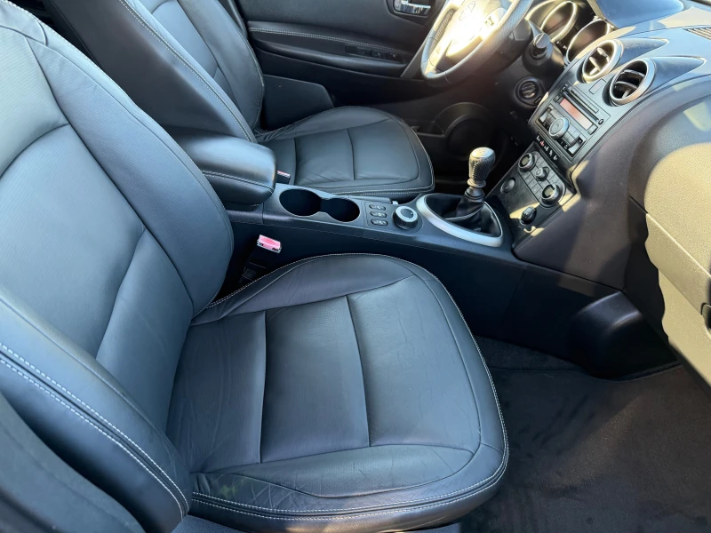 Nissan Qashqai 2.0 D 4Х4  6+ 1 места, снимка 14 - Автомобили и джипове - 52387943