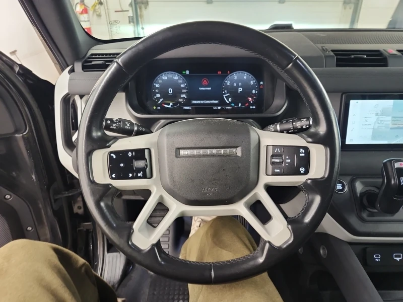 Land Rover Defender 110 S AWD, снимка 8 - Автомобили и джипове - 53170741