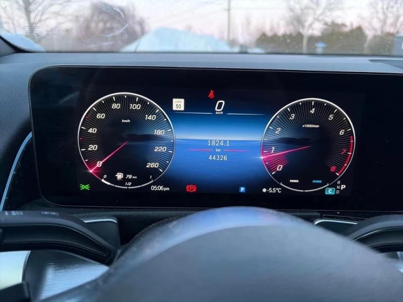 Mercedes-Benz GLC 250 * AWD * CARFAX * БЕЗ ПЪРВОНАЧАЛНА ВНОСКА, снимка 8 - Автомобили и джипове - 53330927