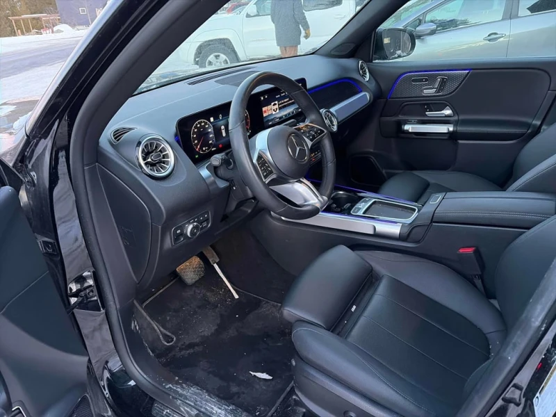 Mercedes-Benz GLC 250 * AWD * CARFAX * БЕЗ ПЪРВОНАЧАЛНА ВНОСКА, снимка 5 - Автомобили и джипове - 53330927