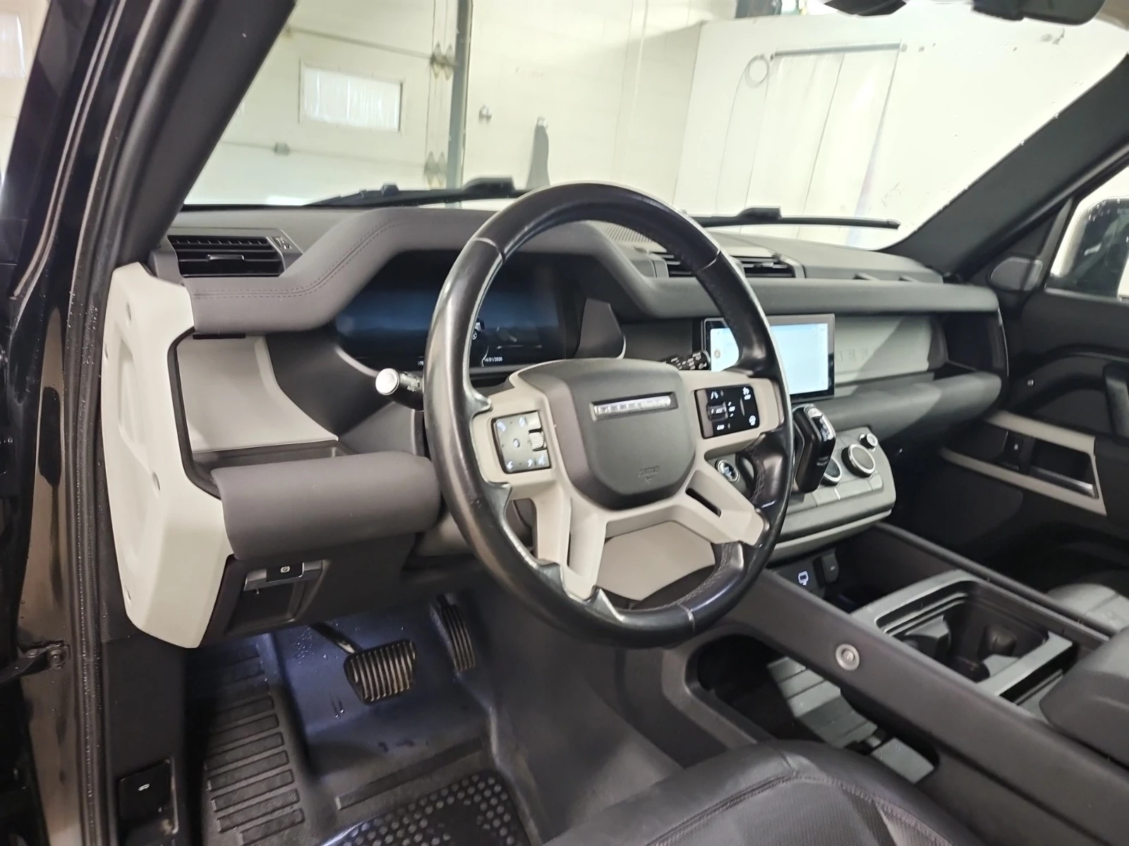 Land Rover Defender 110 S AWD - изображение 10