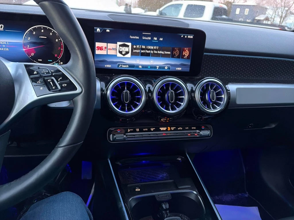 Mercedes-Benz GLC 250 * AWD * CARFAX * БЕЗ ПЪРВОНАЧАЛНА ВНОСКА - изображение 9