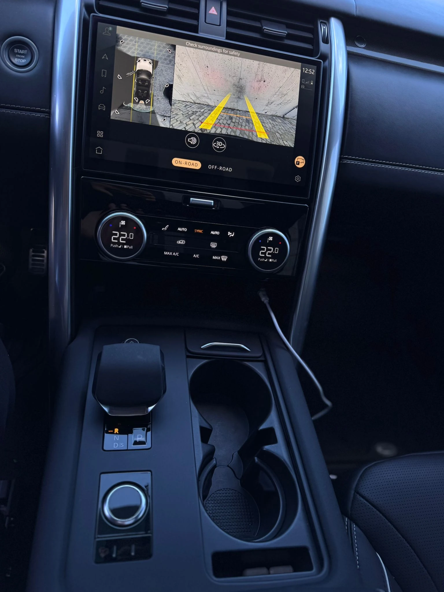 Land Rover Discovery SE/R-Dynamic/NAVI/P360/PANO/LED/Full/13 ���.��.!!! | Mobile.bg � ����������� 10