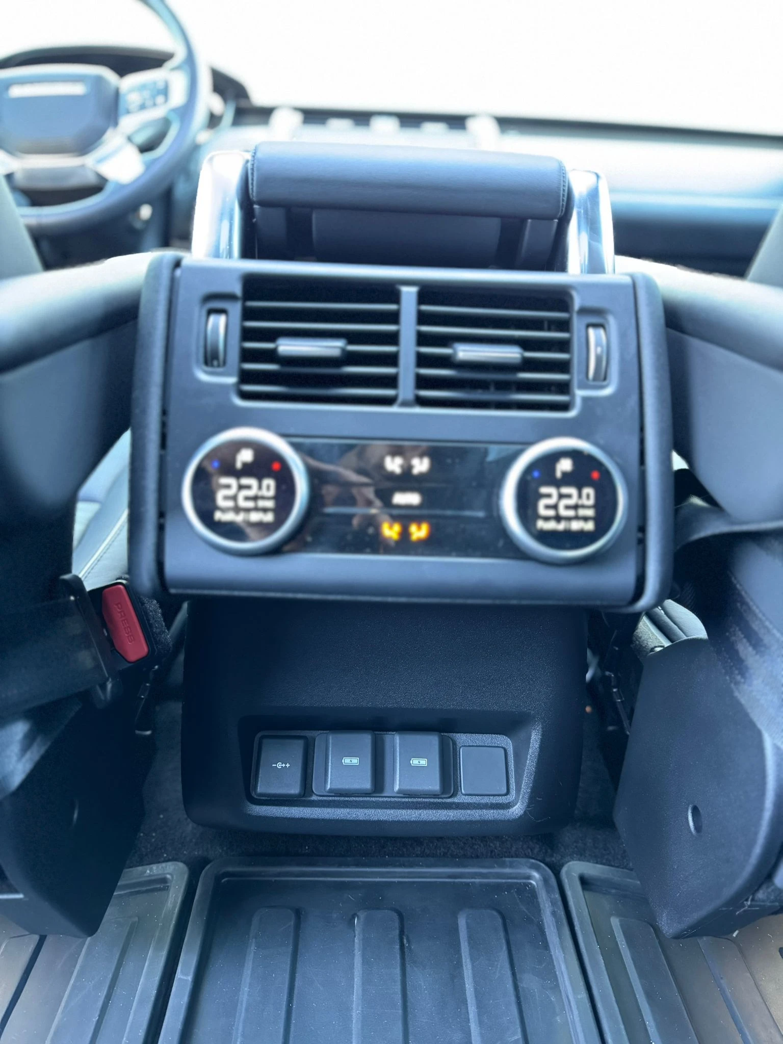 Land Rover Discovery SE/R-Dynamic/NAVI/P360/PANO/LED/Full/13 ���.��.!!! | Mobile.bg � ����������� 13