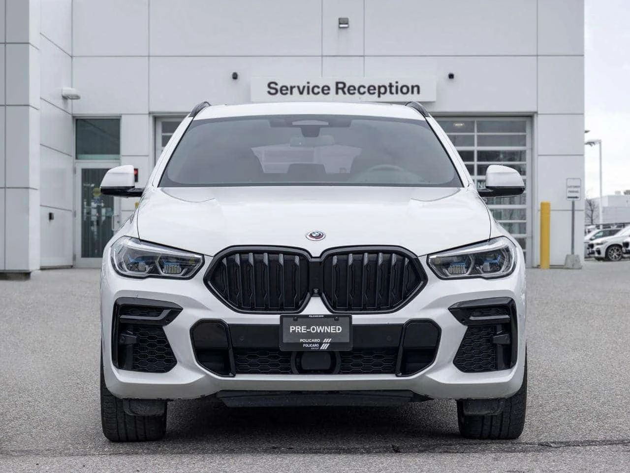 BMW X6 M50i xDrive LASER HUD 360 ОБДУХВАНЕ CARFAX, снимка 2 - Автомобили и джипове - 54644824
