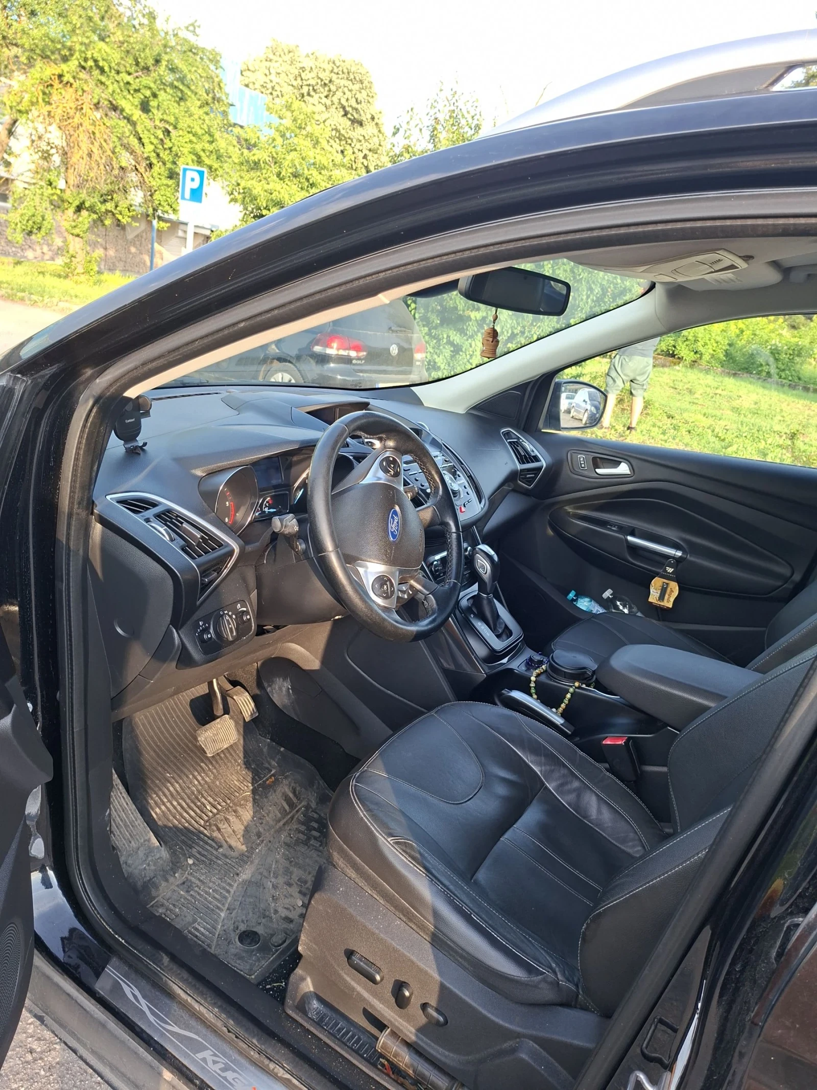 Ford Kuga 2.0tdi, снимка 7 - Автомобили и джипове - 54767772