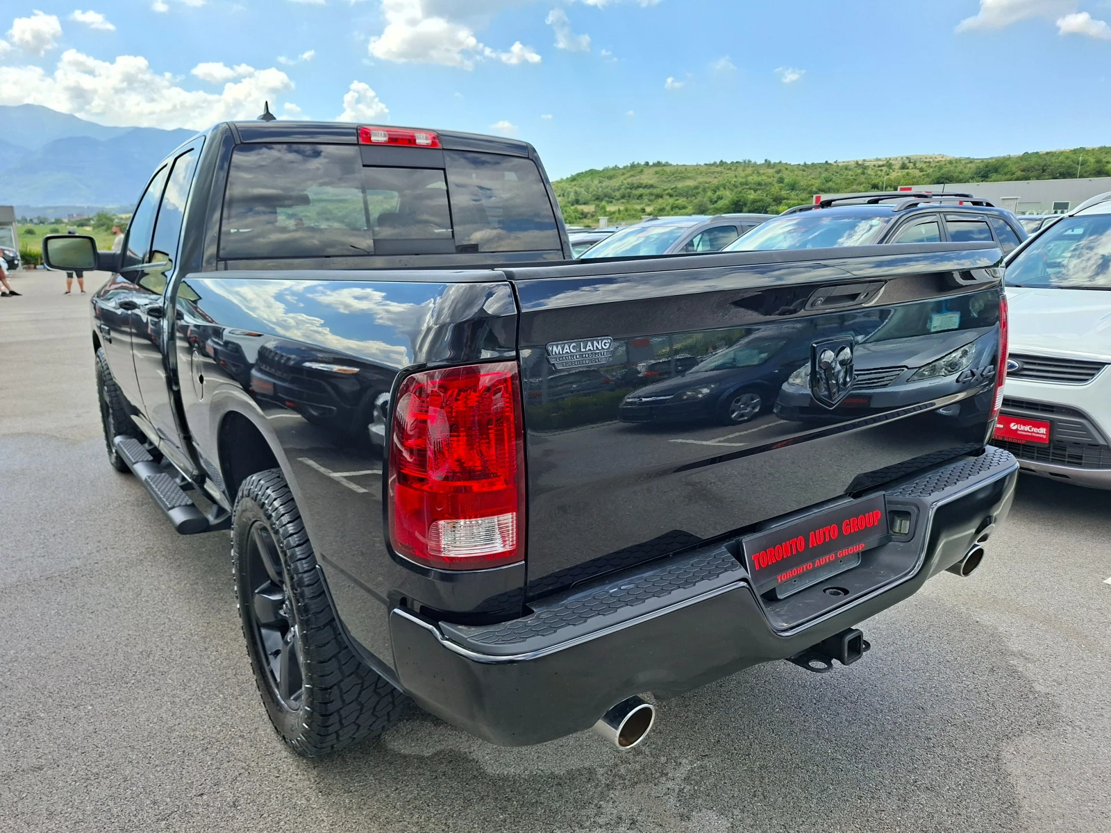 Dodge RAM 1500 BIG HORN 5.7 HEMI 401hp, снимка 4 - Автомобили и джипове - 54957306