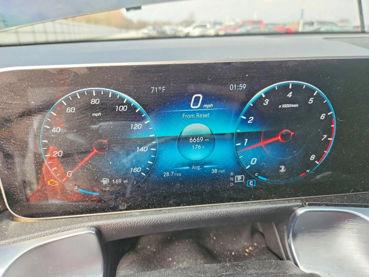 Mercedes-Benz GLB * 4Matic* , снимка 11 - Автомобили и джипове - 55097264