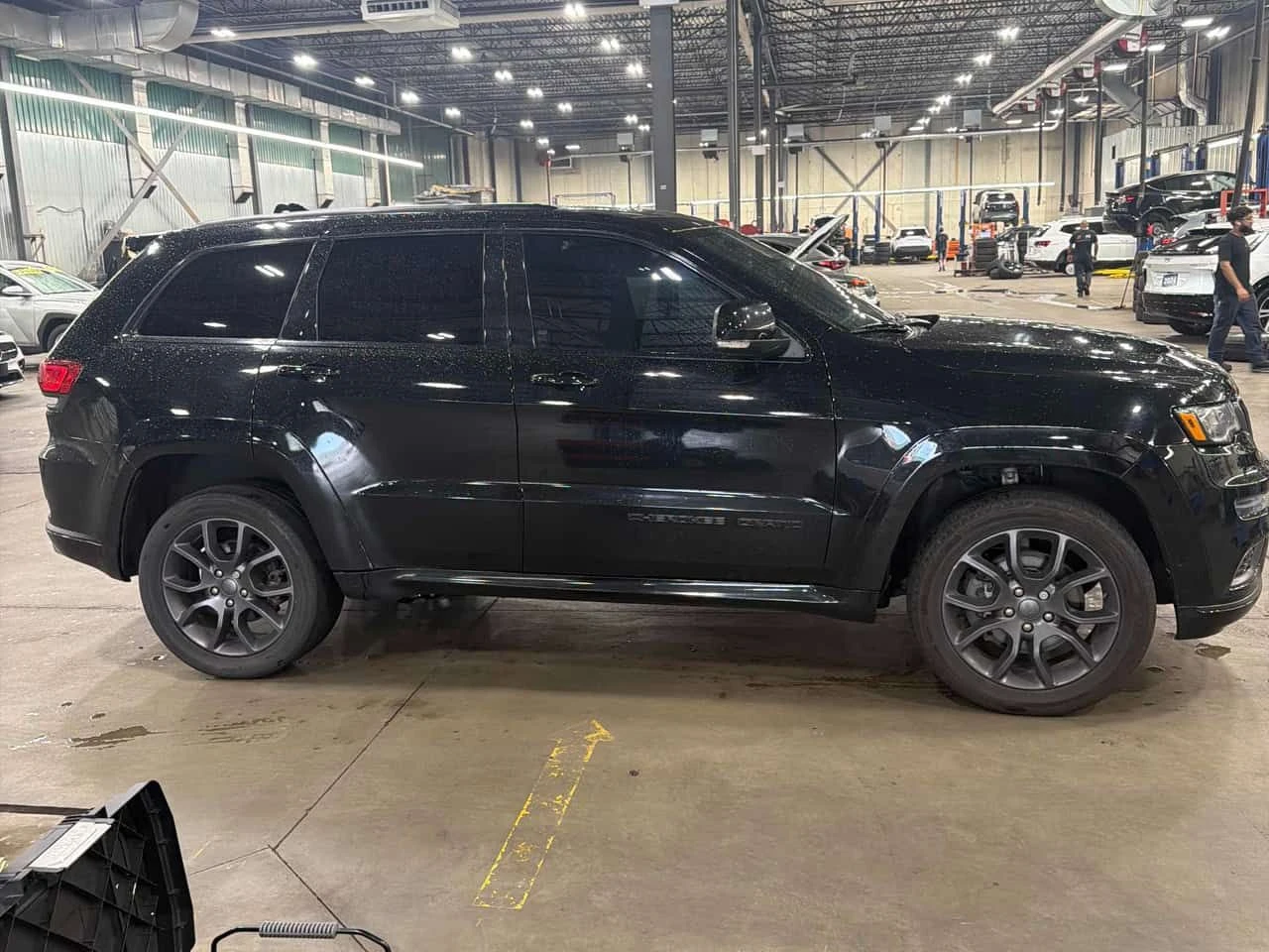 Jeep Grand cherokee * High Altitude* АВТОКРЕДИТ БЕЗ ПЪРВОНАЧАЛНА ВНОСК, снимка 3 - Автомобили и джипове - 55302885