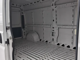 Citroen Jumper FT 35 L3H2 2.2 BlueHDI 140 BVM6 E6.4 // 2212153, снимка 12